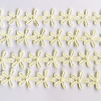 2x Yards 15mm Guipure Embroidered 5 Petals Flower Lace Trim - Pick your Colour