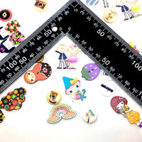 50x Mix Design Flowers, Butterflies, Animals etc.Wood Buttons for Craft & Sewing