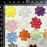 24x Daisy Flower 25mm Embroidered Plain Multicolour Sew on Applique Patches B